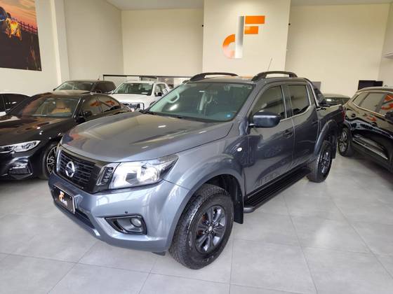 NISSAN FRONTIER 2.3 16V TURBO DIESEL ATTACK CD 4X4 AUTOMÁTICO
